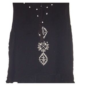 NWOT Black Boho Tank 🌿 [15% off 2+]